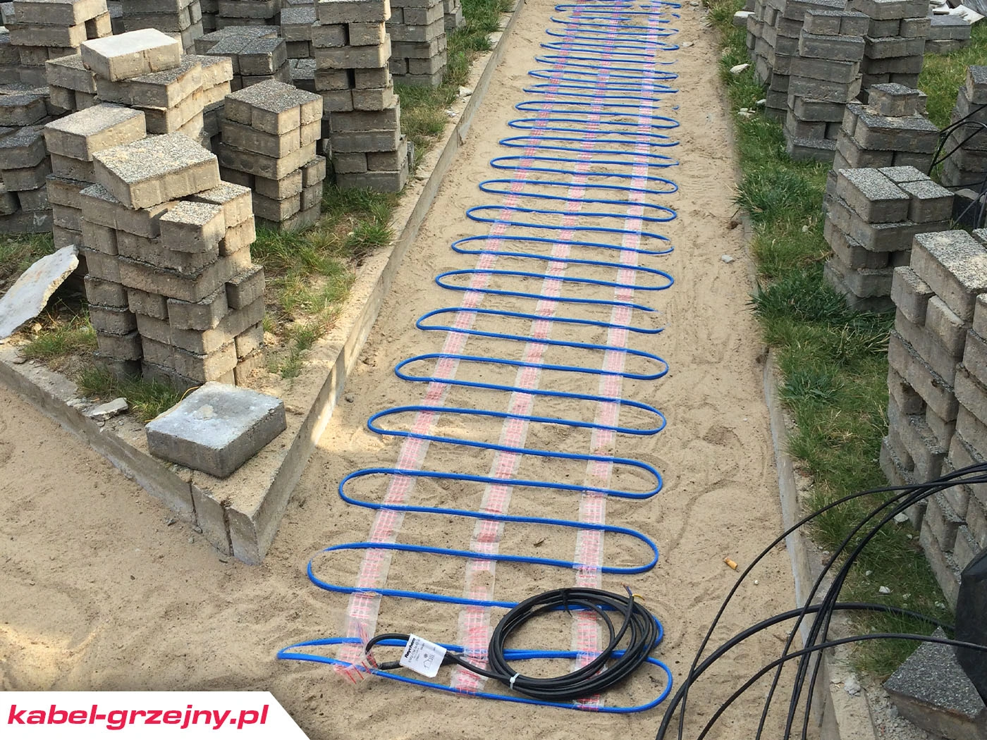 mata grzejna na chodnik