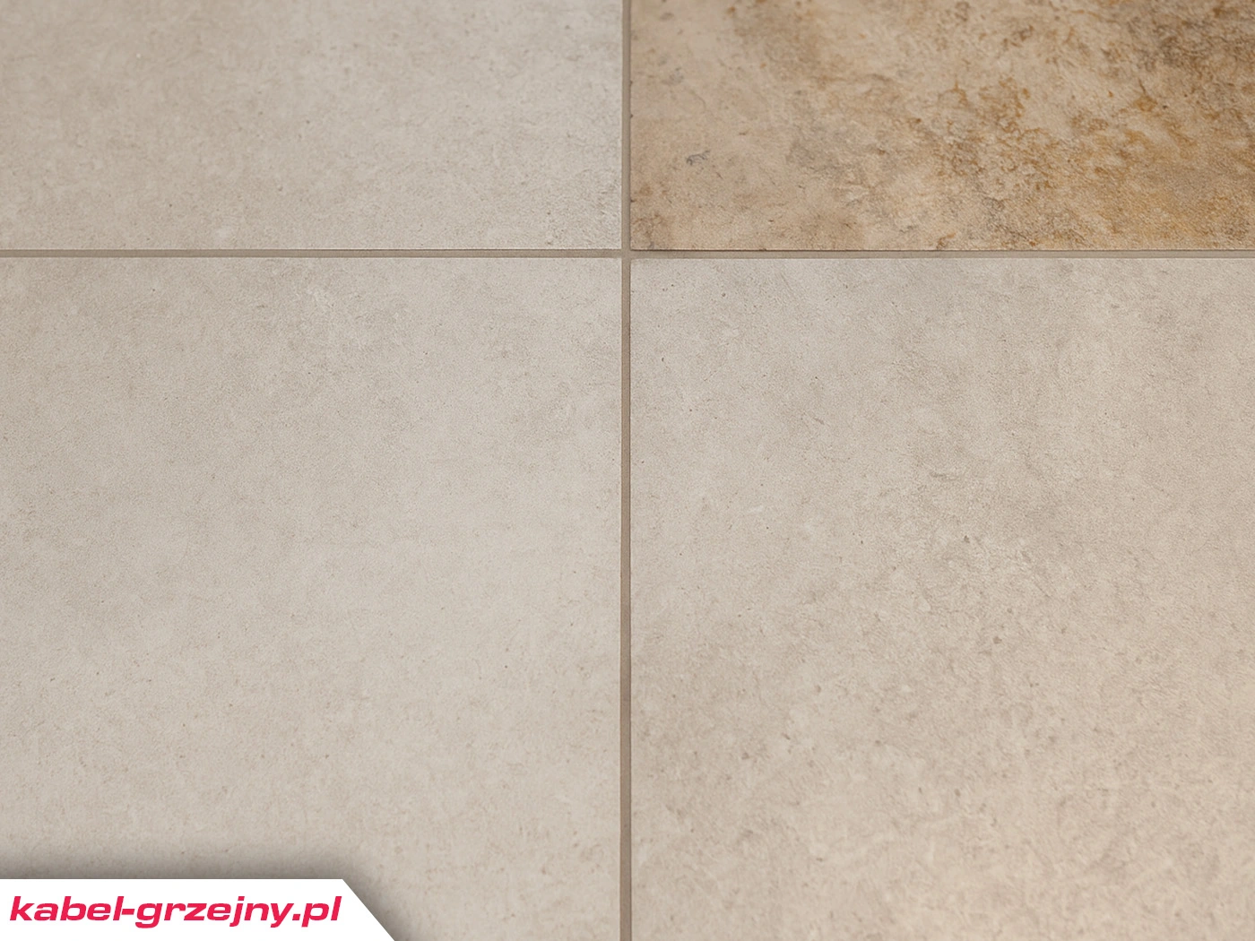 Płytki ceramiczne i kamień naturalny (oraz posadzki betonowe, mikrocement)