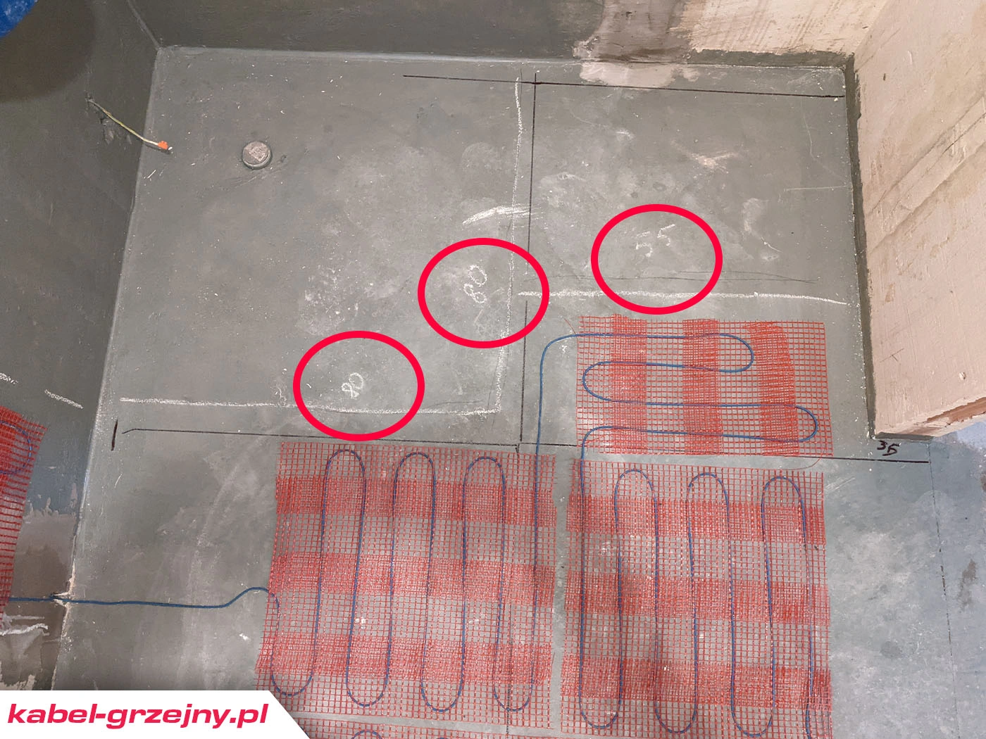 Dokumentacja fotograficzna zainstalowanej maty grzejnej