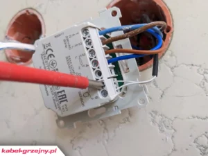 Czy mogę samodzielnie zainstalować termostat podłogowy?