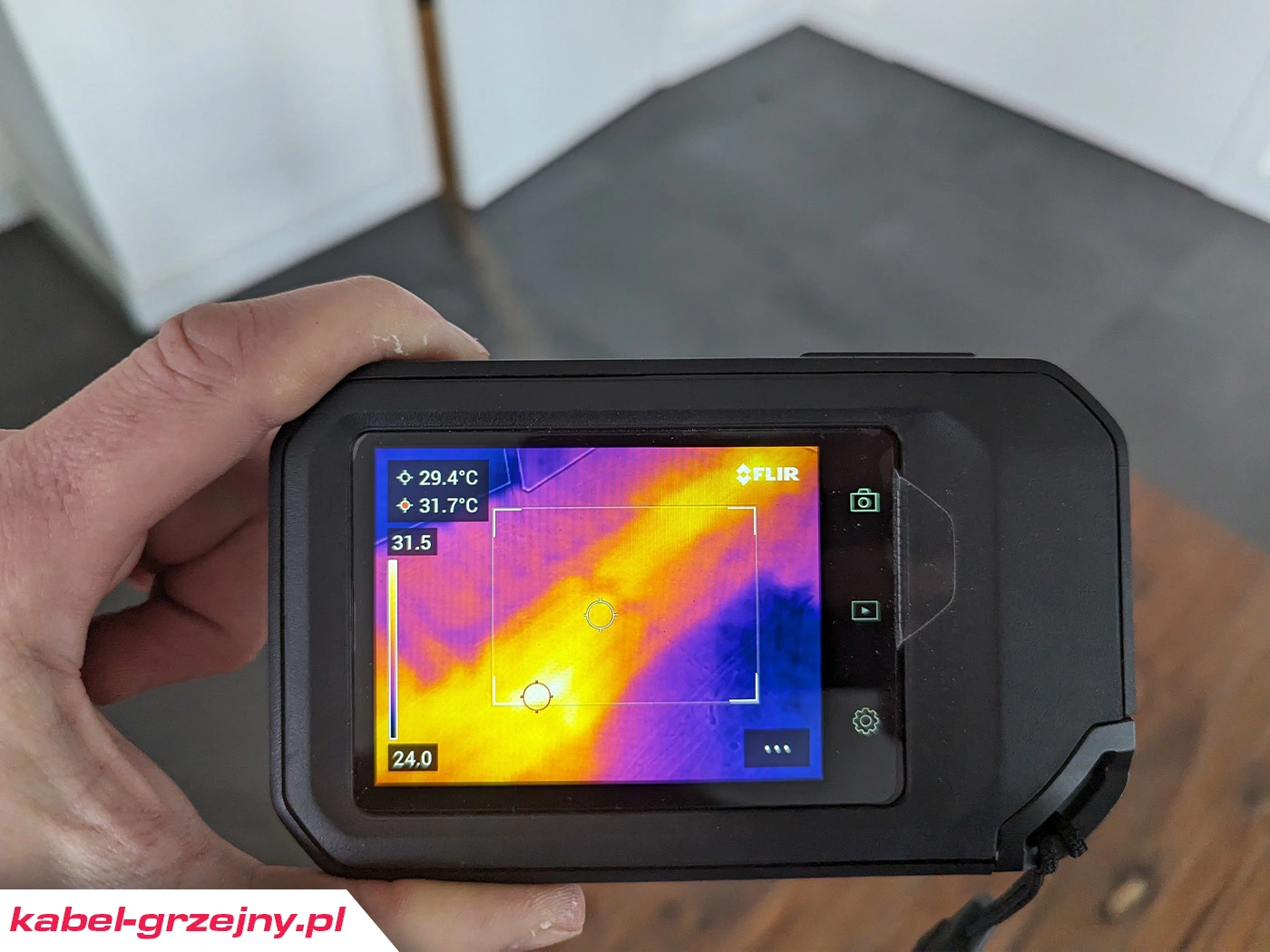 Mata grzejna z Allegro nie grzeje