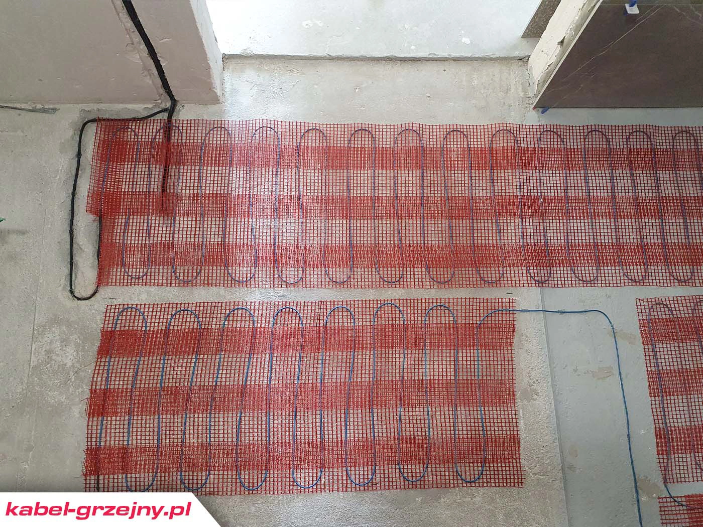 Montaż maty grzejnej pod prysznicem czujnik temperatury