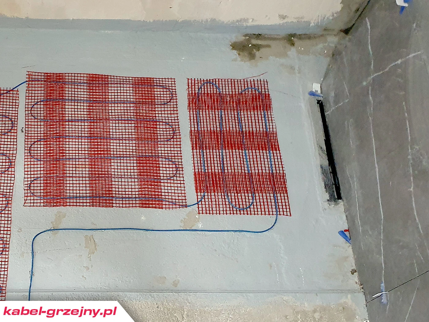 Montaż maty grzejnej pod prysznicem odstęp od ścian
