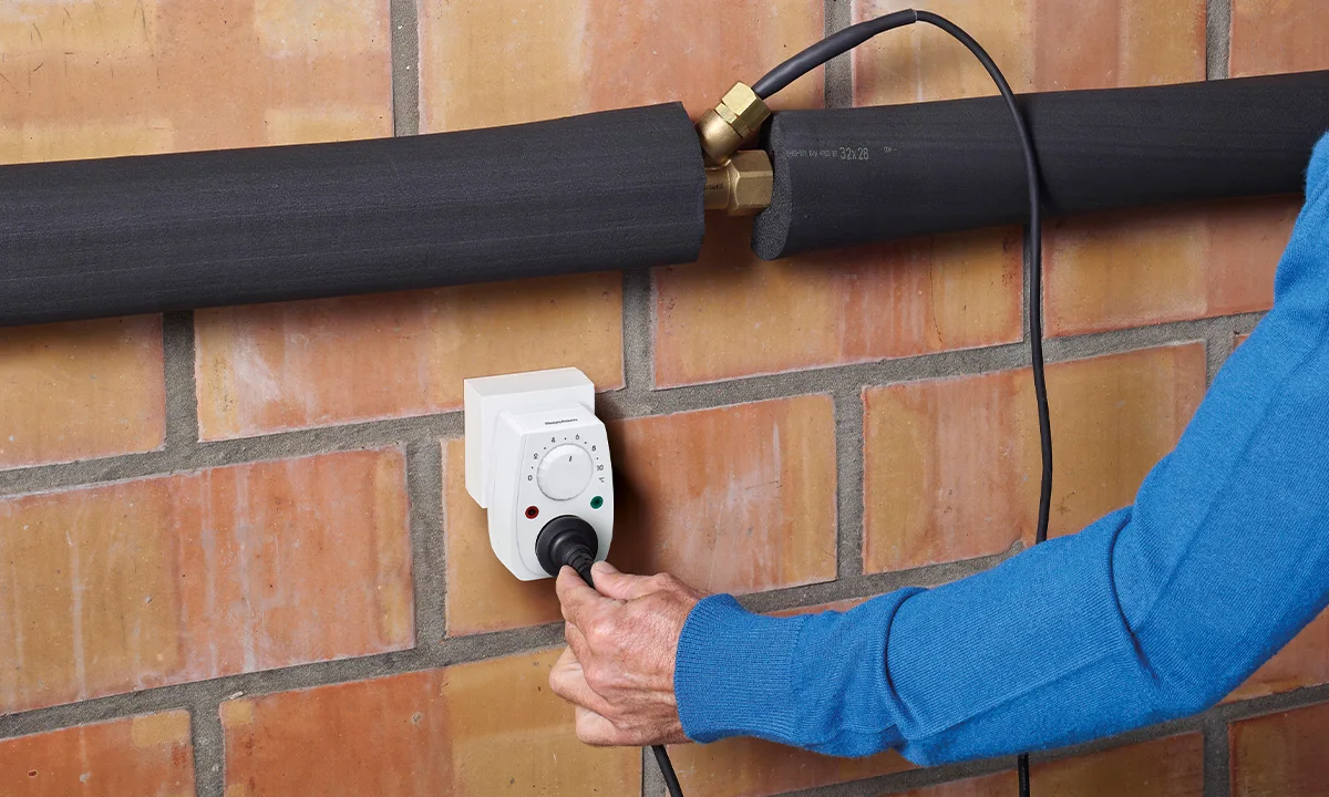 termostat do gniazdka do kabla grzejnego