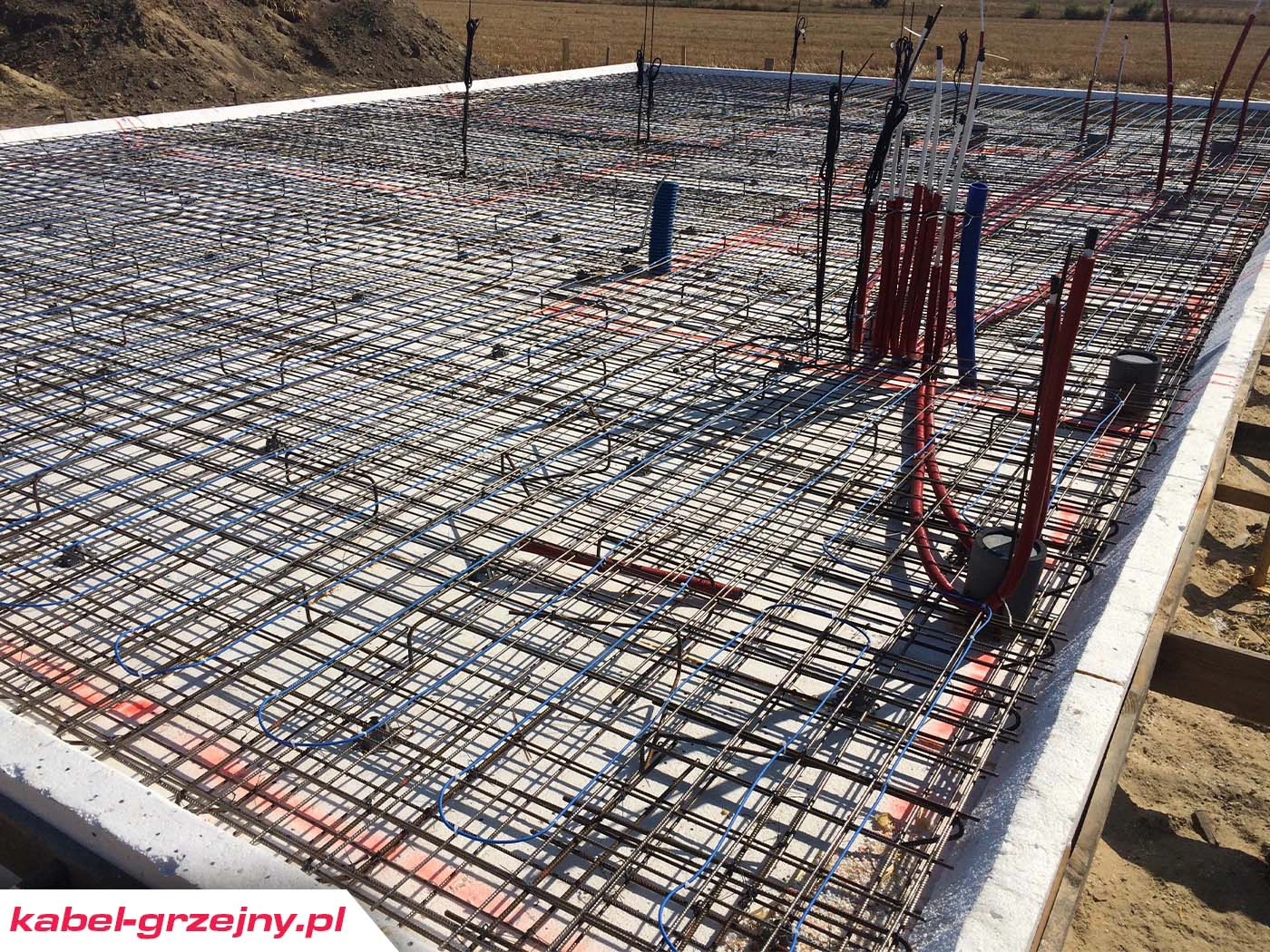 Izolacja pod matę grzejną na płycie fundamentowej