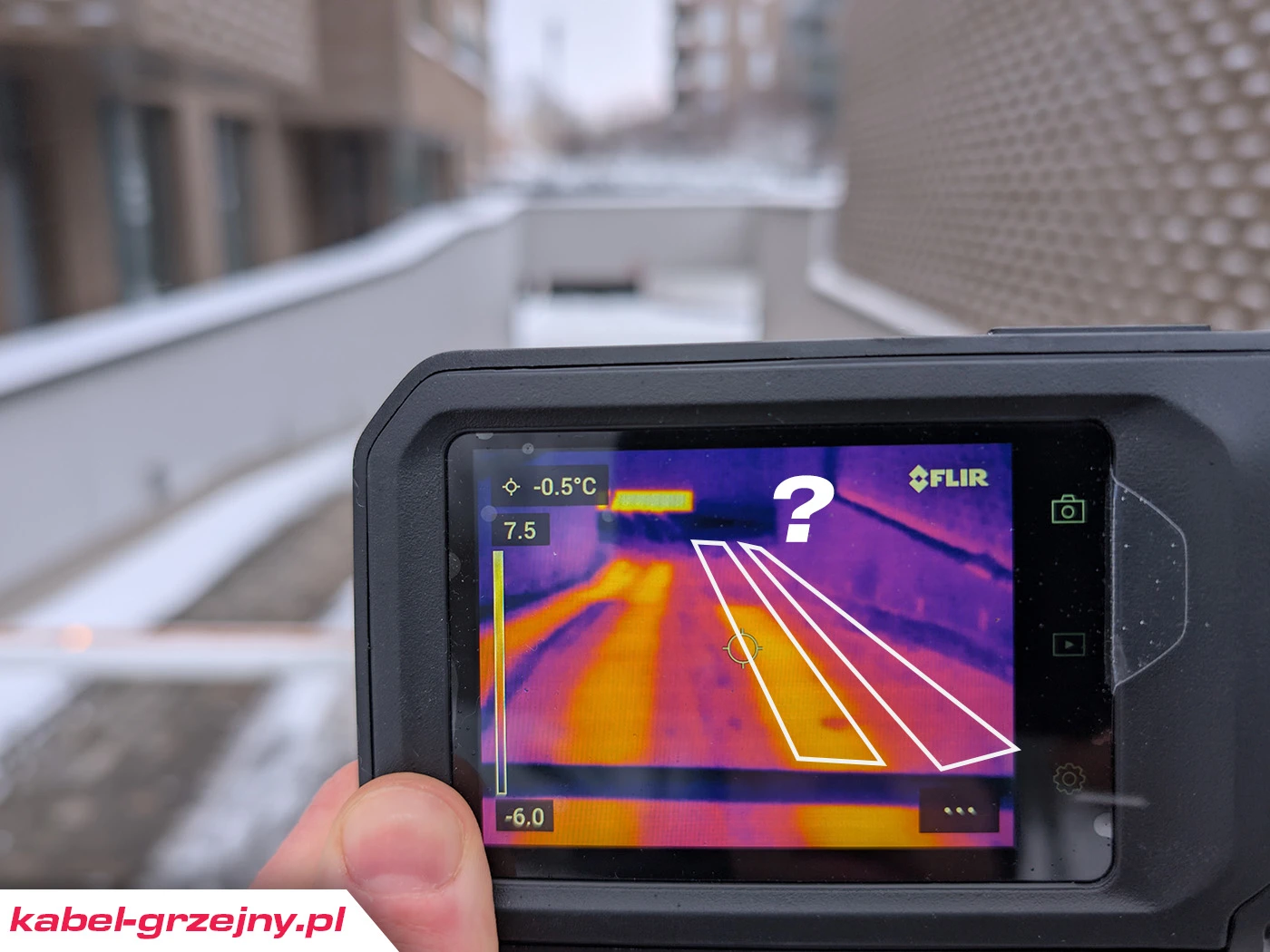 Badanie termowizyjne ogrzewanego podjazdu